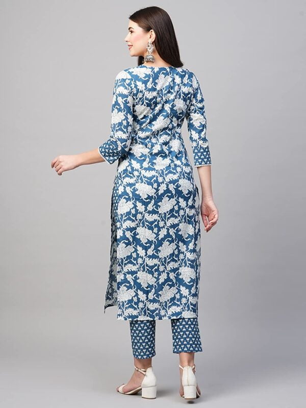 Straight Kurta - COUTURIER DESIGN